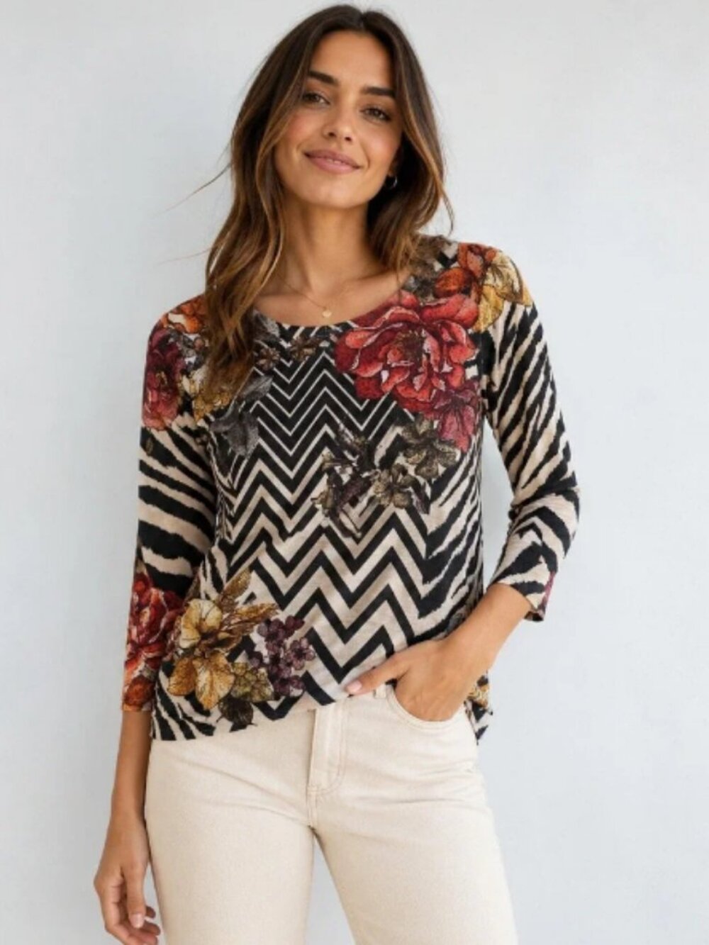 NWT Chico's Floral Chevron 3/4 Sleeve Top Size 2 #2617